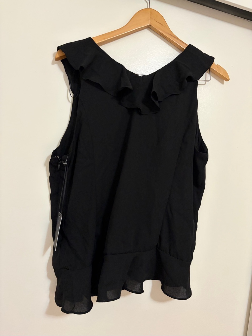 1. State Ruffle V-Neck Top In Rich Black - Picture 9 of 12